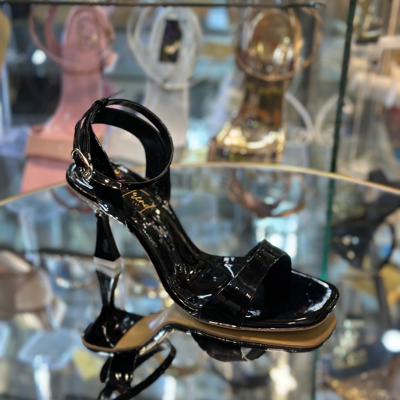 Black heel sandal ic76