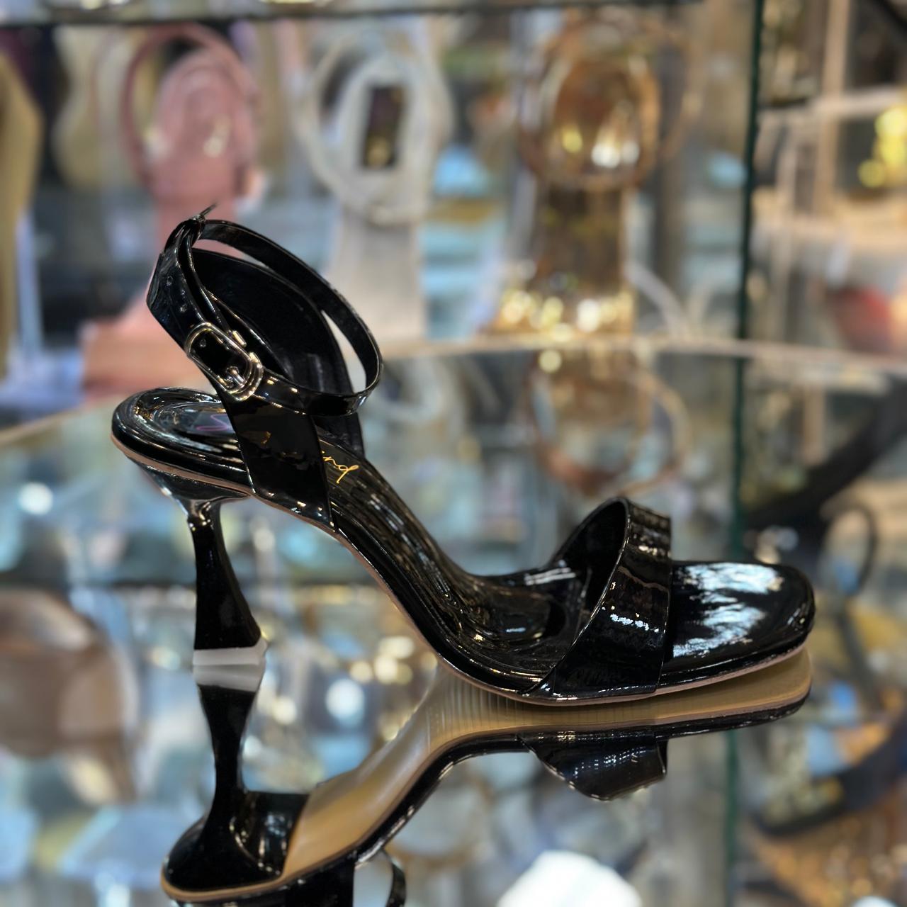 Black heel sandal ic76
