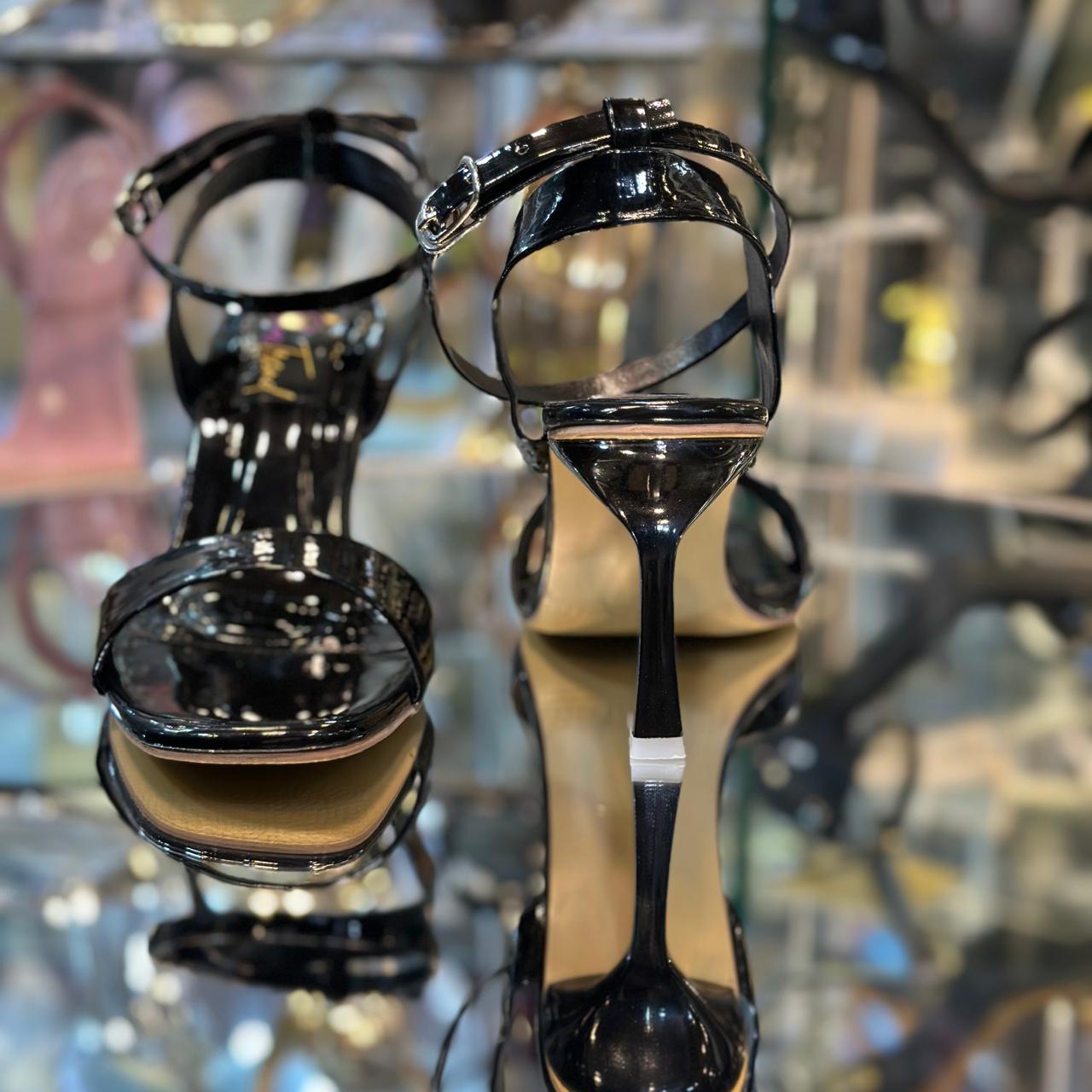 Black heel sandal ic76