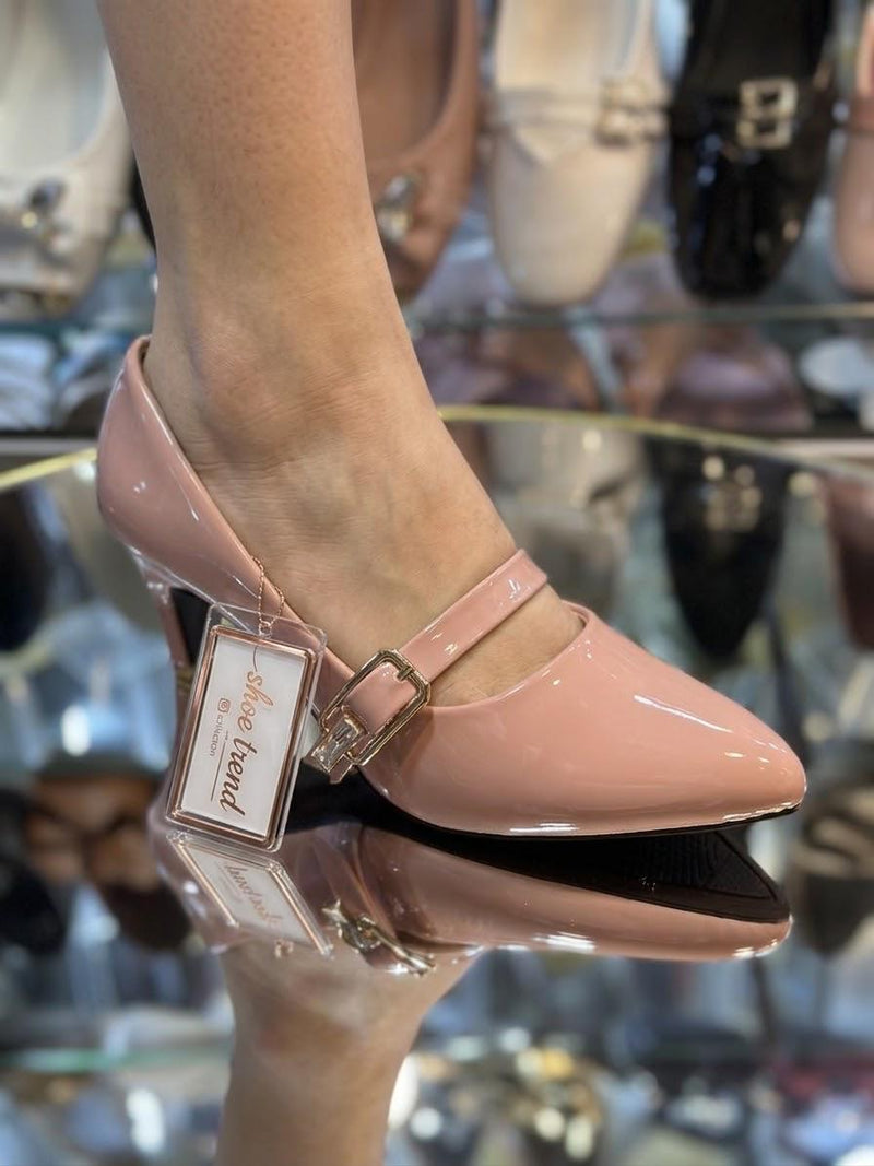 ShoeTrend Handcrafted Luxury Footwear
