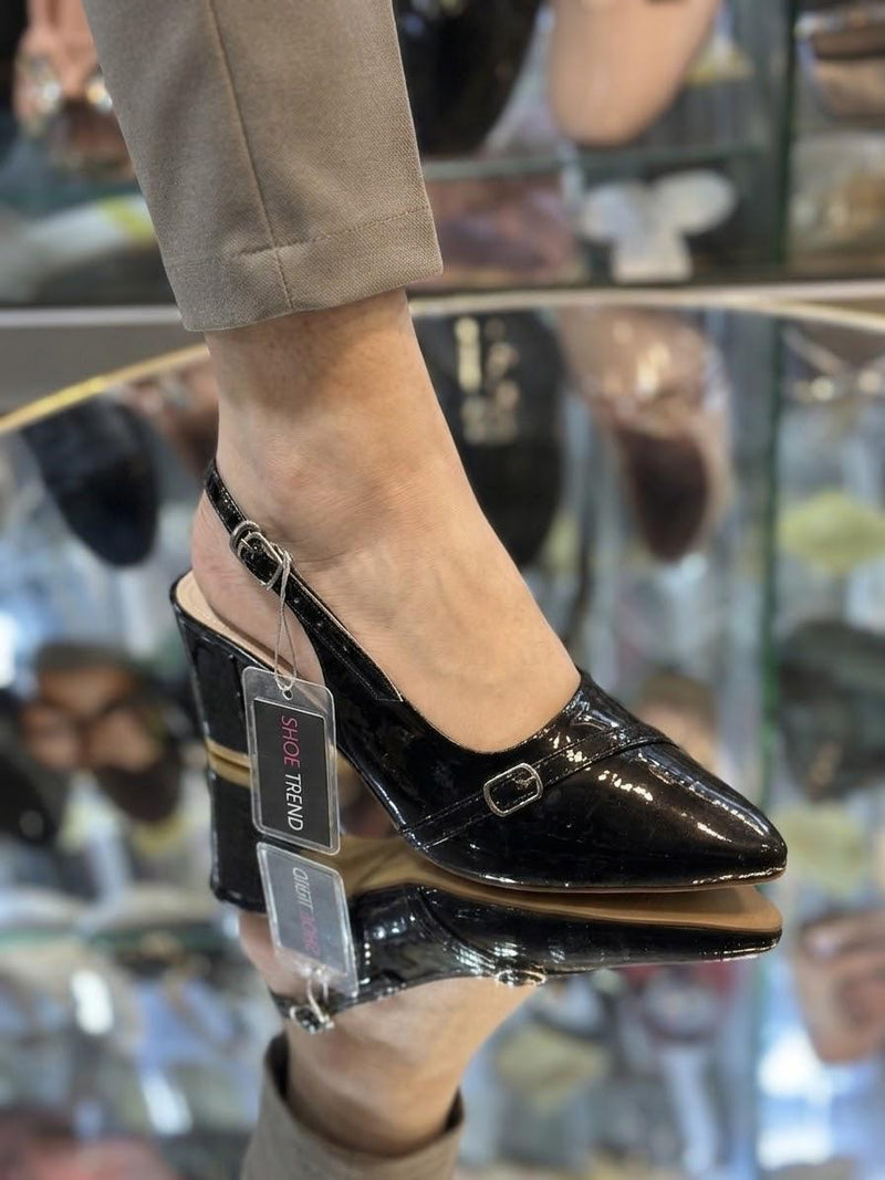 ShoeTrend Handcrafted Luxury Footwear