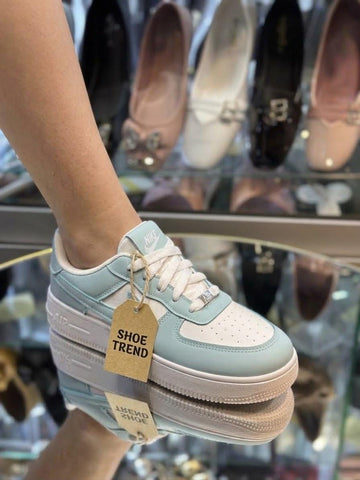 Platform Low-Top Sneakers (Mint Green)